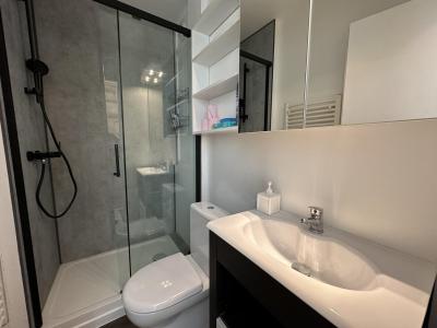 Rent in ski resort Studio sleeping corner 4 people (1041) - Le Pelvoux I - Vars - Shower room