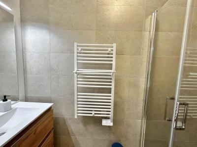 Rent in ski resort 4 room apartment 8 people (001) - Le Solea - Vars - Shower room