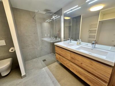 Rent in ski resort 5 room apartment 9 people (303) - Le Solea - Vars - Shower room