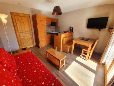 Rent in ski resort 2 room apartment 4 people (A52) - Les Chalets des Rennes - Vars - Living room