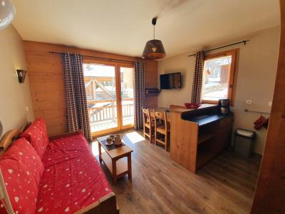 Rent in ski resort 2 room apartment 4 people (A53) - Les Chalets des Rennes - Vars - Living room