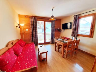 Rent in ski resort 2 room apartment 4 people (F23) - Les Chalets des Rennes - Vars - Living room