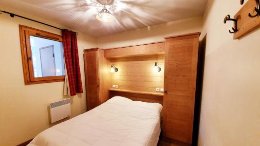 Skiverleih 2-Zimmer-Appartment für 4 Personen (F12) - Les Chalets des Rennes - Vars - Schlafzimmer