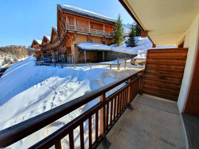 Holiday in mountain resort 2 room apartment 4 people (E32) - Les Chalets des Rennes - Vars - Winter outside