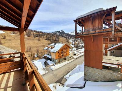 Holiday in mountain resort 3 room duplex apartment 6 people (B41) - Les Chalets des Rennes - Vars - Winter outside