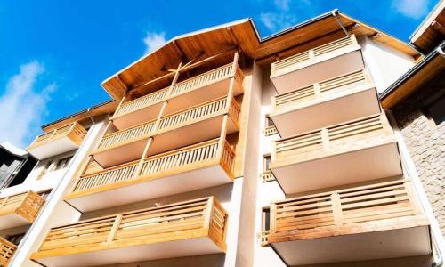 Rent in ski resort Résidence Arya Living Stone - MH - Vars - Winter outside