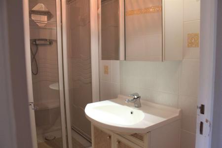 Location au ski Appartement 3 pièces 8 personnes (015) - Résidence Centre Vars - Vars - Salle de douche