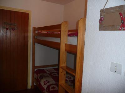 Rent in ski resort Studio sleeping corner 4 people (013) - Résidence Centre Vars - Vars - Sleeping area
