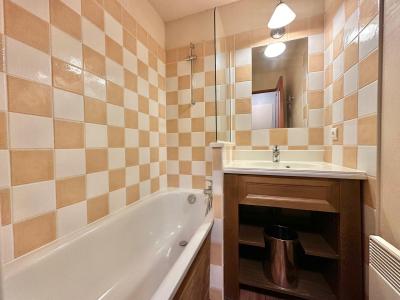 Location au ski Appartement 2 pièces 5 personnes (B011) - Résidence L'Albane  - Vars - Salle de bain