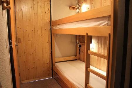 Rent in ski resort Studio sleeping corner 4 people (319) - Résidence Lauzet - Vars - Sleeping area