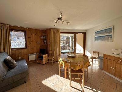 Location au ski Appartement 3 pièces coin montagne 6 personnes (9) - Résidence Le Chamois Blond - Vars - Séjour