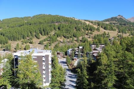 Rent in ski resort 1 room apartment 4 people (807) - Résidence le Lubéron - Vars