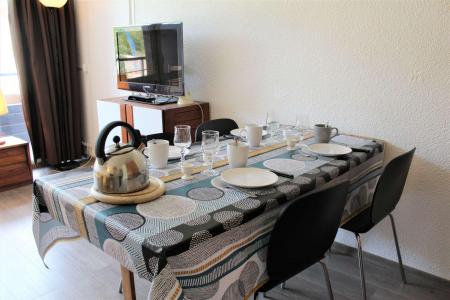 Rent in ski resort 2 room apartment 4 people (210) - Résidence le Mélèzen - Vars - Apartment