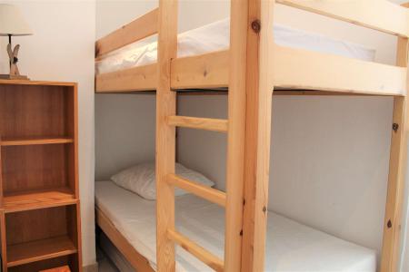 Аренда на лыжном курорте Квартира студия со спальней для 4 чел. (750-1143) - Résidence le Pelvoux I - Vars - Место дл