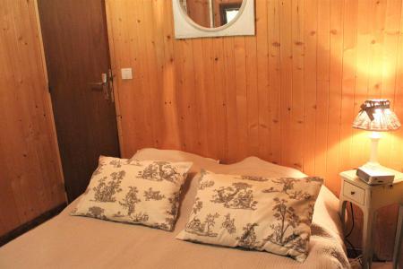 Rent in ski resort 3 room duplex apartment 6 people (010) - Résidence le Sandrina - Vars - Bedroom