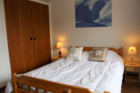 Rent in ski resort 3 room apartment 8 people (055) - Résidence le Seignon - Vars