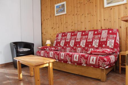 Rent in ski resort 2 room apartment sleeping corner 6 people (0004) - Résidence les Bouquetins 1 - Vars - Living room