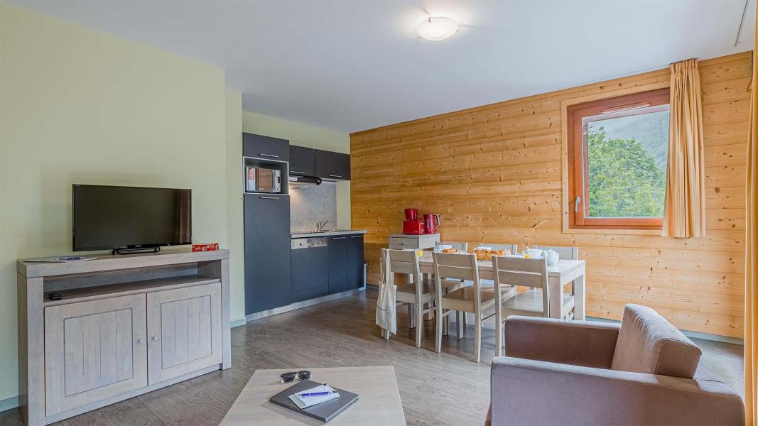 Rent in ski resort Résidence les Epinettes - Vaujany - Living room
