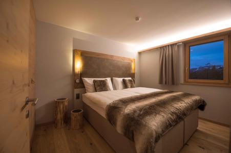 Аренда на лыжном курорте Résidence Swisspeak Resorts Vercorin - Vercorin - Двухспальная кровать
