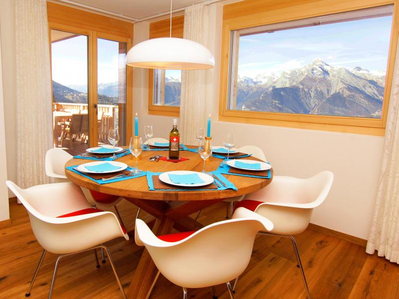 Rent in ski resort Résidence Ski Heaven Veysonnaz - Veysonnaz - Dining area