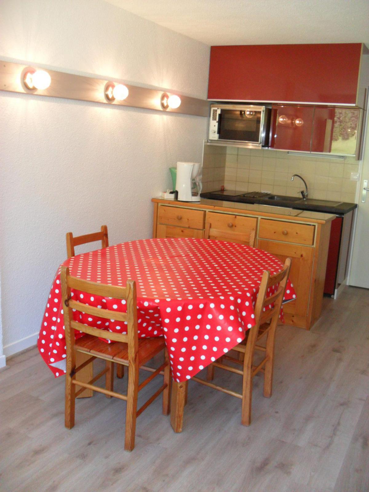 Studio coin montagne 6 personnes (08)