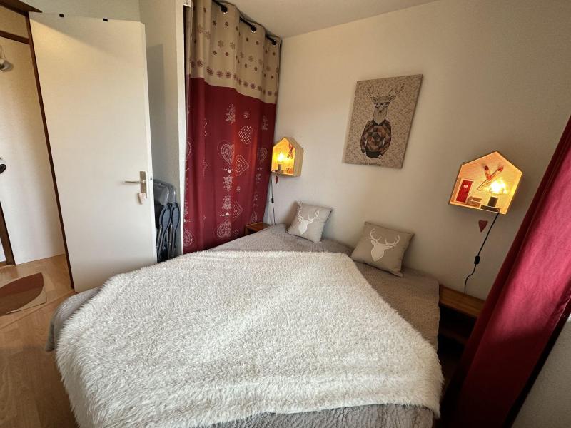 Rent in ski resort 2 room apartment 4 people (207) - Résidence le Grand Adret - Villard de Lans - Bedroom