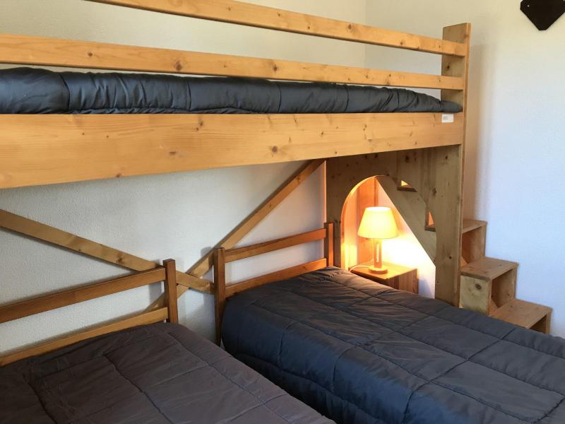 Rent in ski resort 2 room apartment 5 people (4020-212) - Résidence le Grand Adret - Villard de Lans - Bedroom