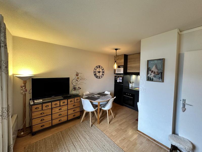 Ski verhuur Appartement 2 kamers 4 personen (207) - Résidence le Grand Adret - Villard de Lans - Woonkamer