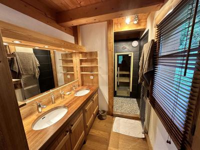 Rent in ski resort 4 room triplex chalet 10 people - Chalet Des Bois - Villard de Lans - Shower room