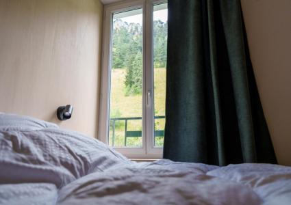 Rent in ski resort DOMAINE DE ROCHE POINTUE - Villard de Lans - Bedroom