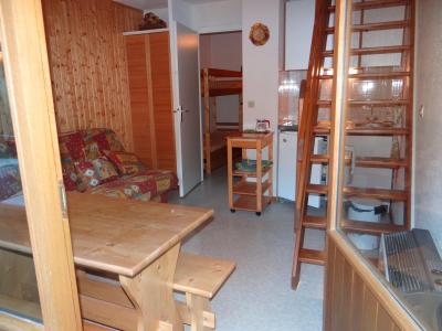 Rent in ski resort Studio mezzanine 4 people (28) - Résidence la Mélusine - Villard de Lans