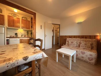 Rent in ski resort 2 room apartment 4 people (4020-208) - Résidence le Grand Adret - Villard de Lans