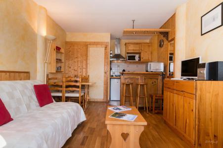 Rent in ski resort Studio sleeping corner 4 people (AR10) - Résidence le Grand Adret - Villard de Lans - Living room