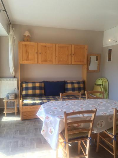 Rent in ski resort Studio cabin 4 people (01) - Résidence les Fayards - Villard de Lans - Living room