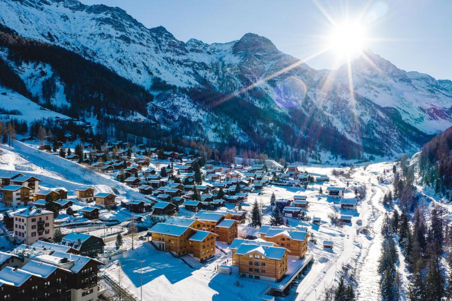 Vacances en montagne Résidence Swisspeak Resorts Zinal - Zinal - Extérieur hiver