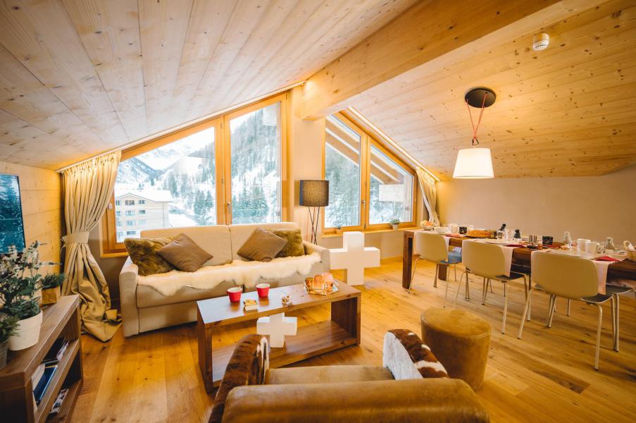 Alquiler al esquí Résidence Swisspeak Resorts Zinal - Zinal - Mesa baja